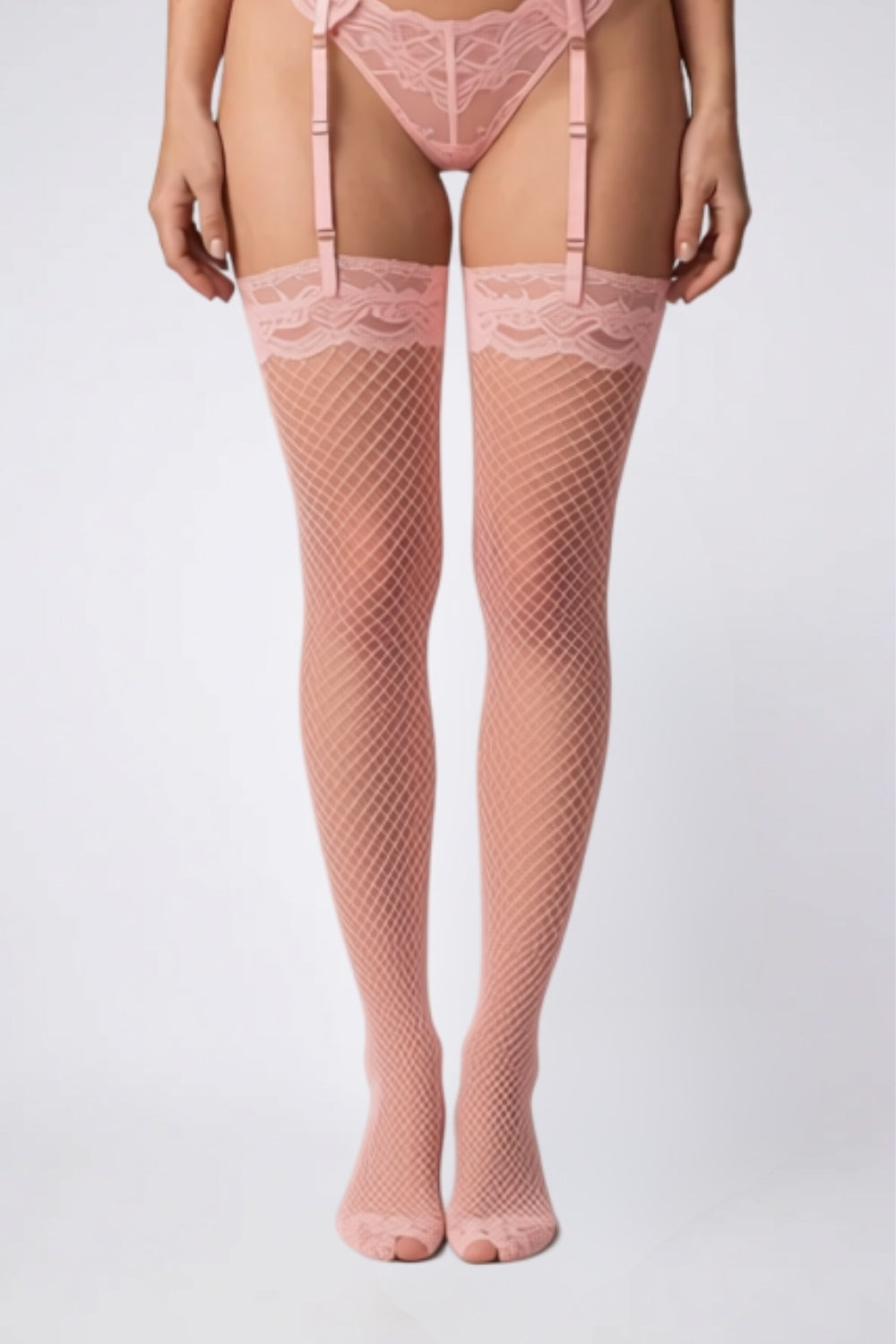 Lace-top fishnet – Thigh-high stockings