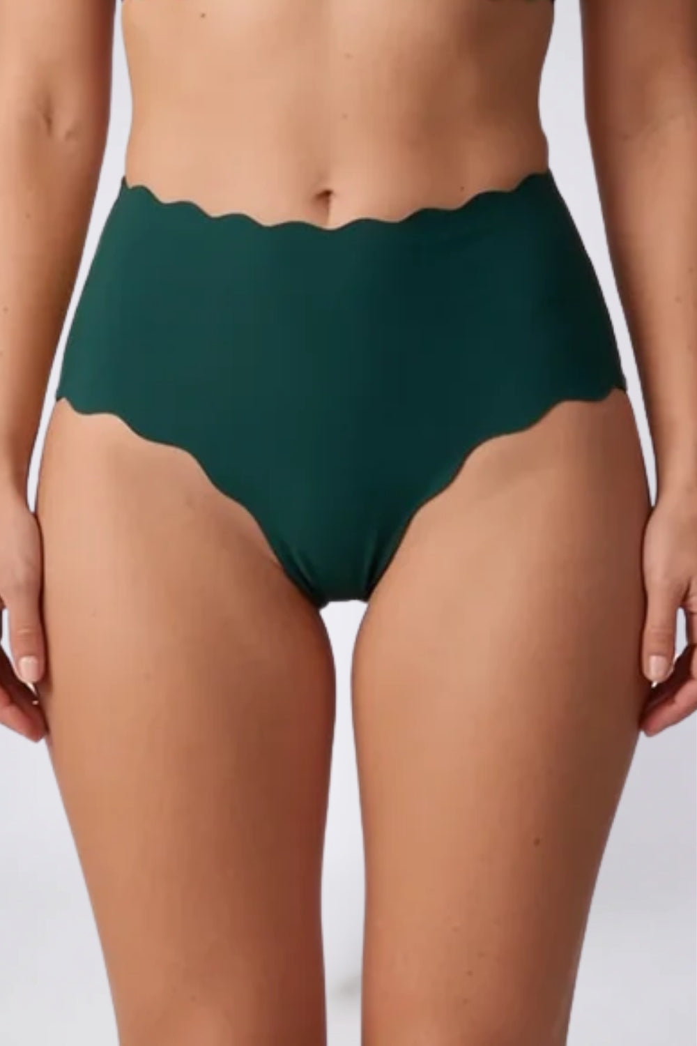Scalloped seamless – Brief