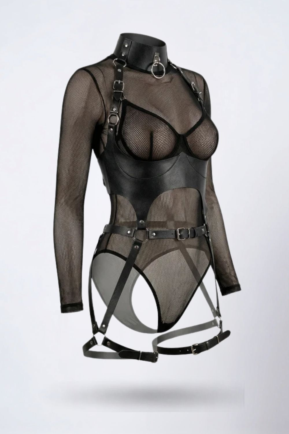 Structured cut-out – Full body harness