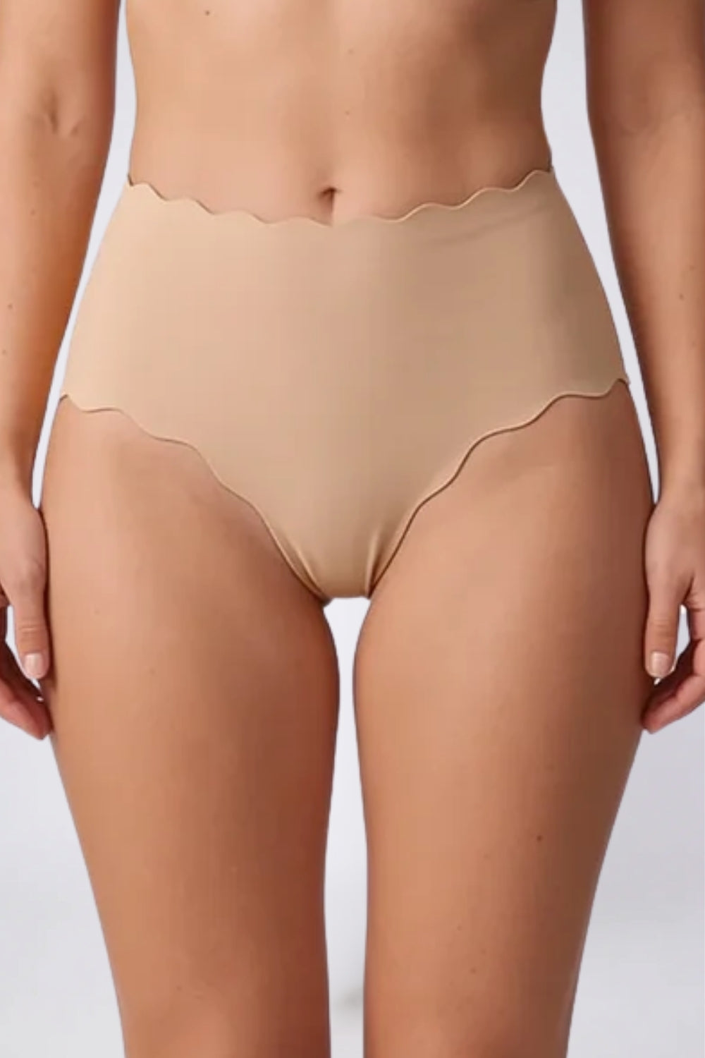 Scalloped seamless – Brief