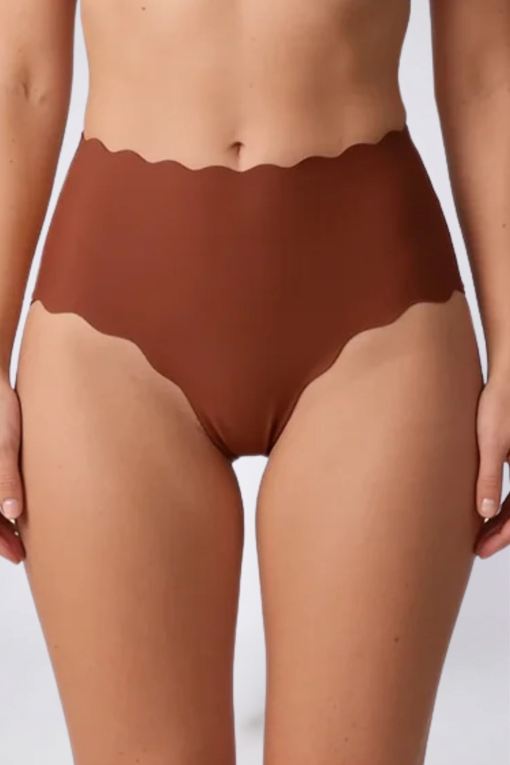 Scalloped seamless – Brief