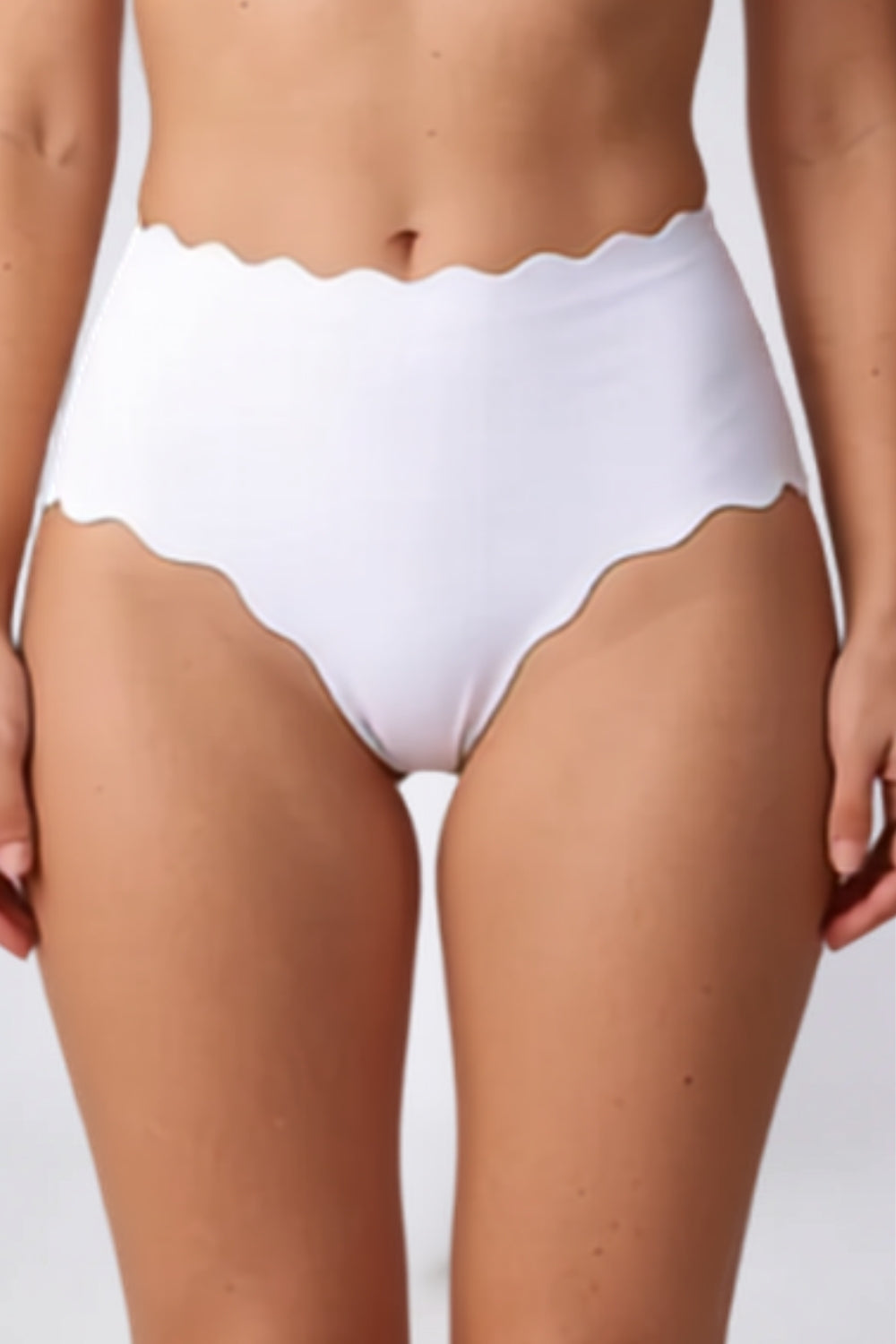 Scalloped seamless – Brief