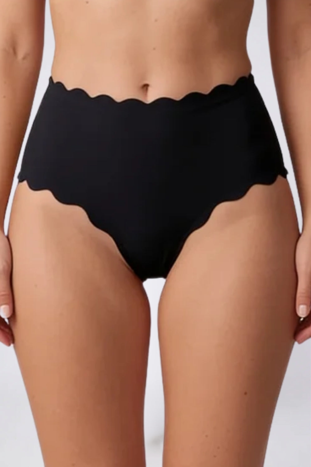 Scalloped seamless – Brief