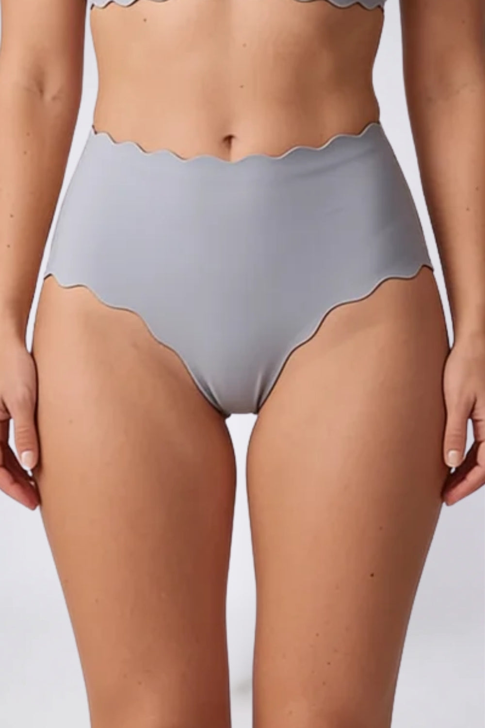 Scalloped seamless – Brief