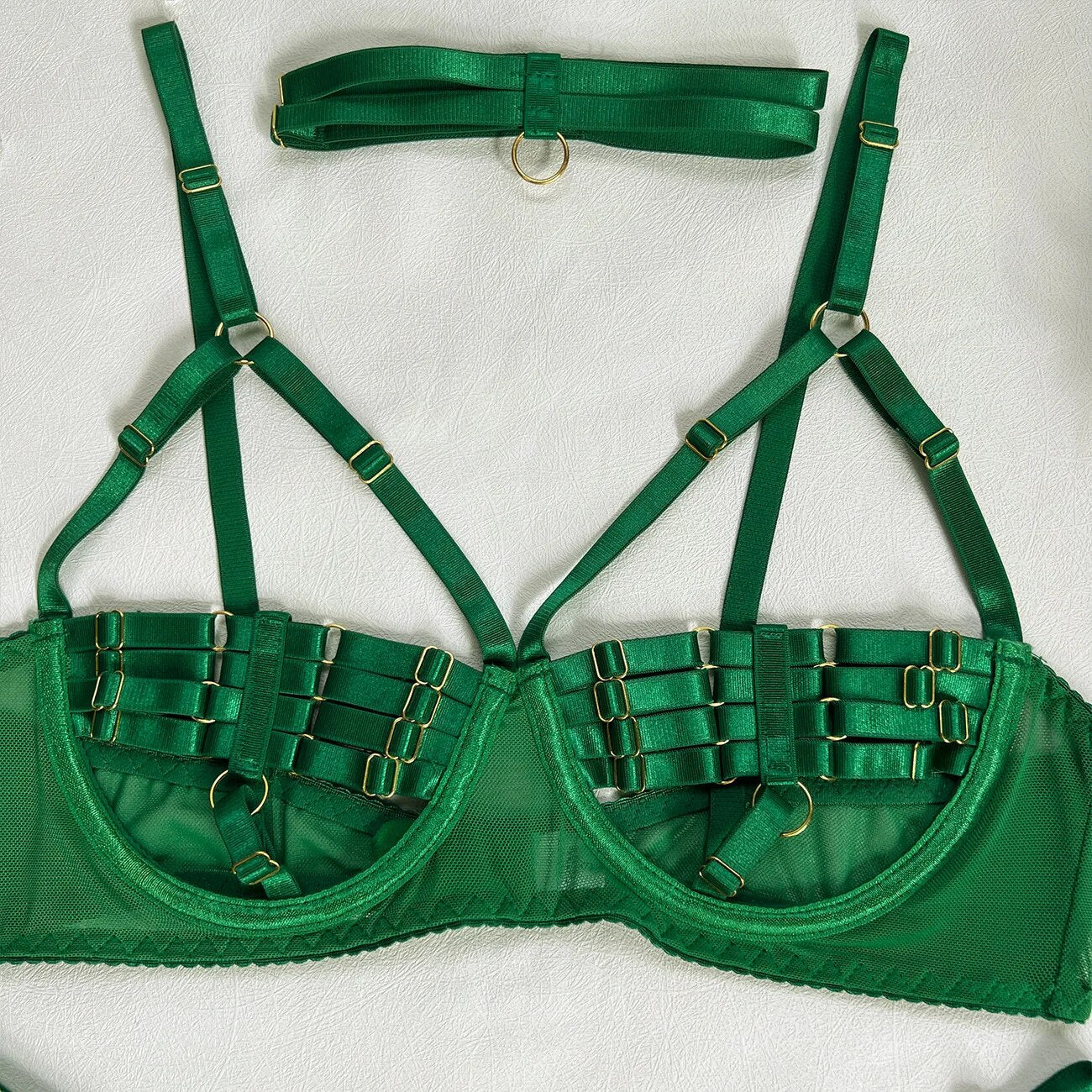 Strappy choker statement – Lingerie set