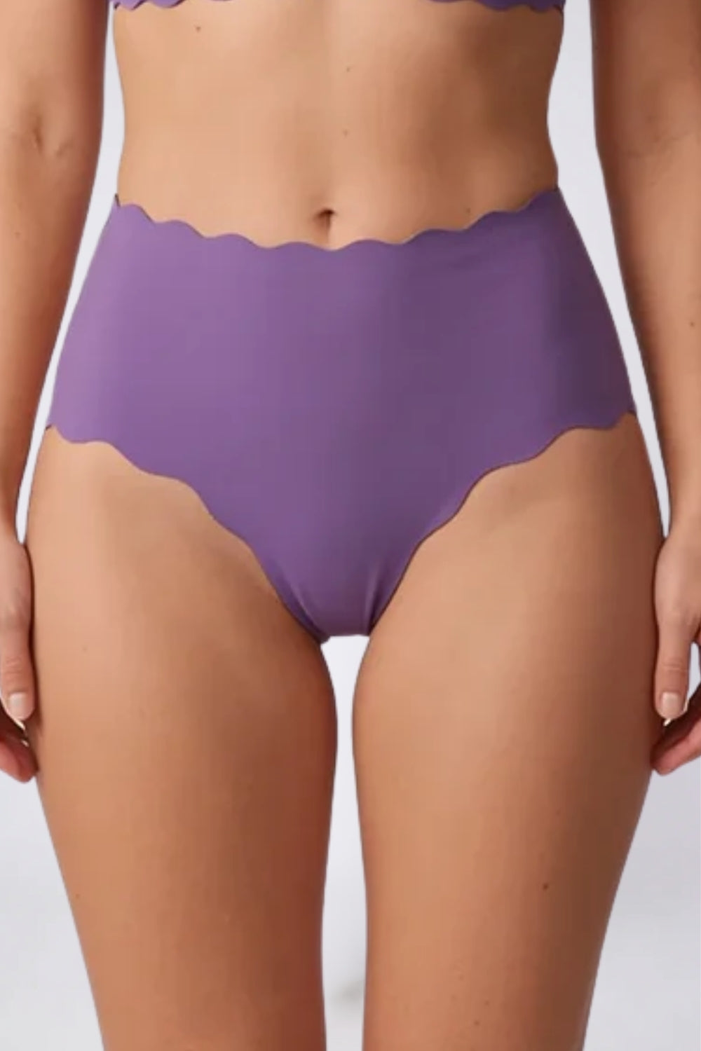 Scalloped seamless – Brief