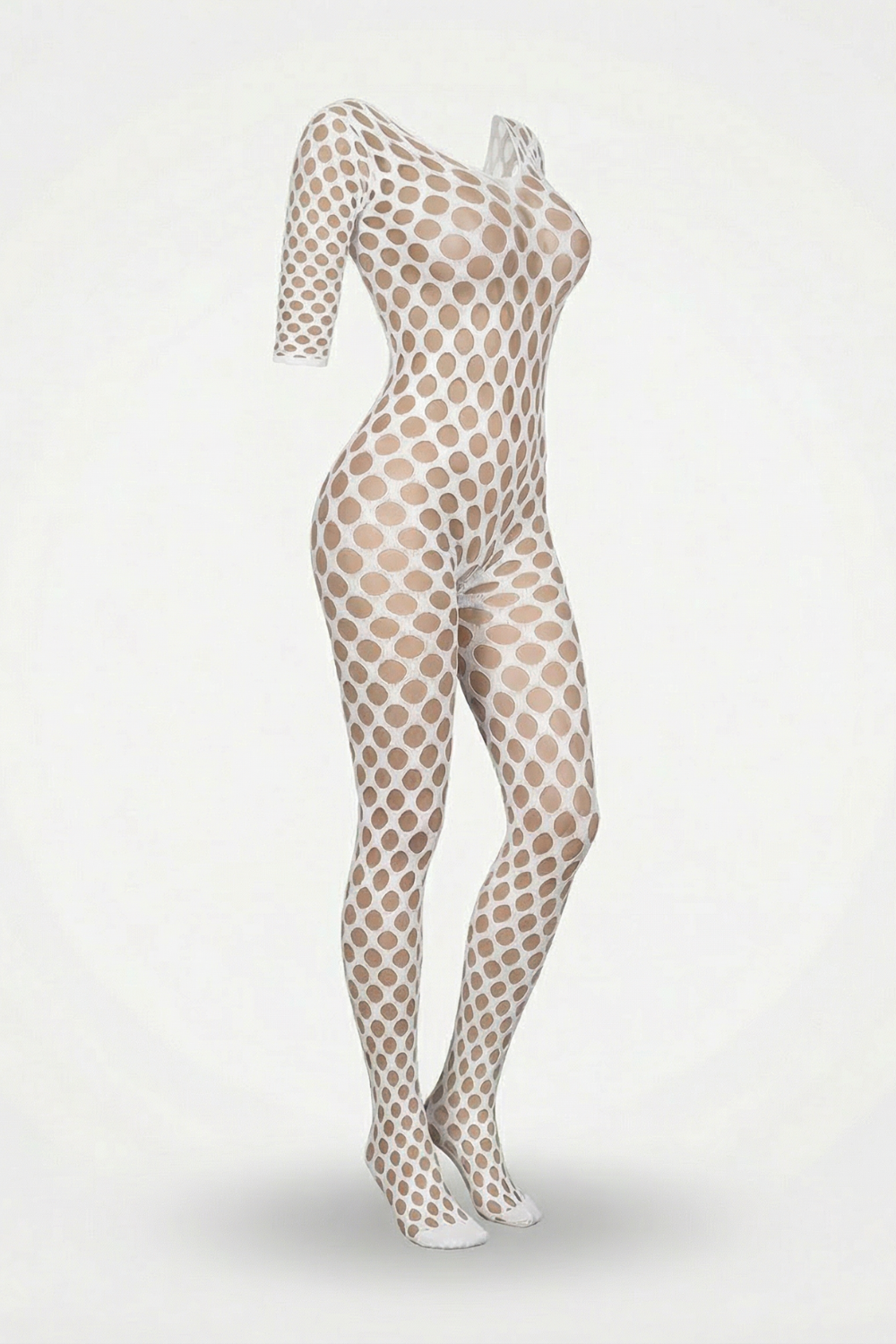Bold fishnet silhouette – Stockings