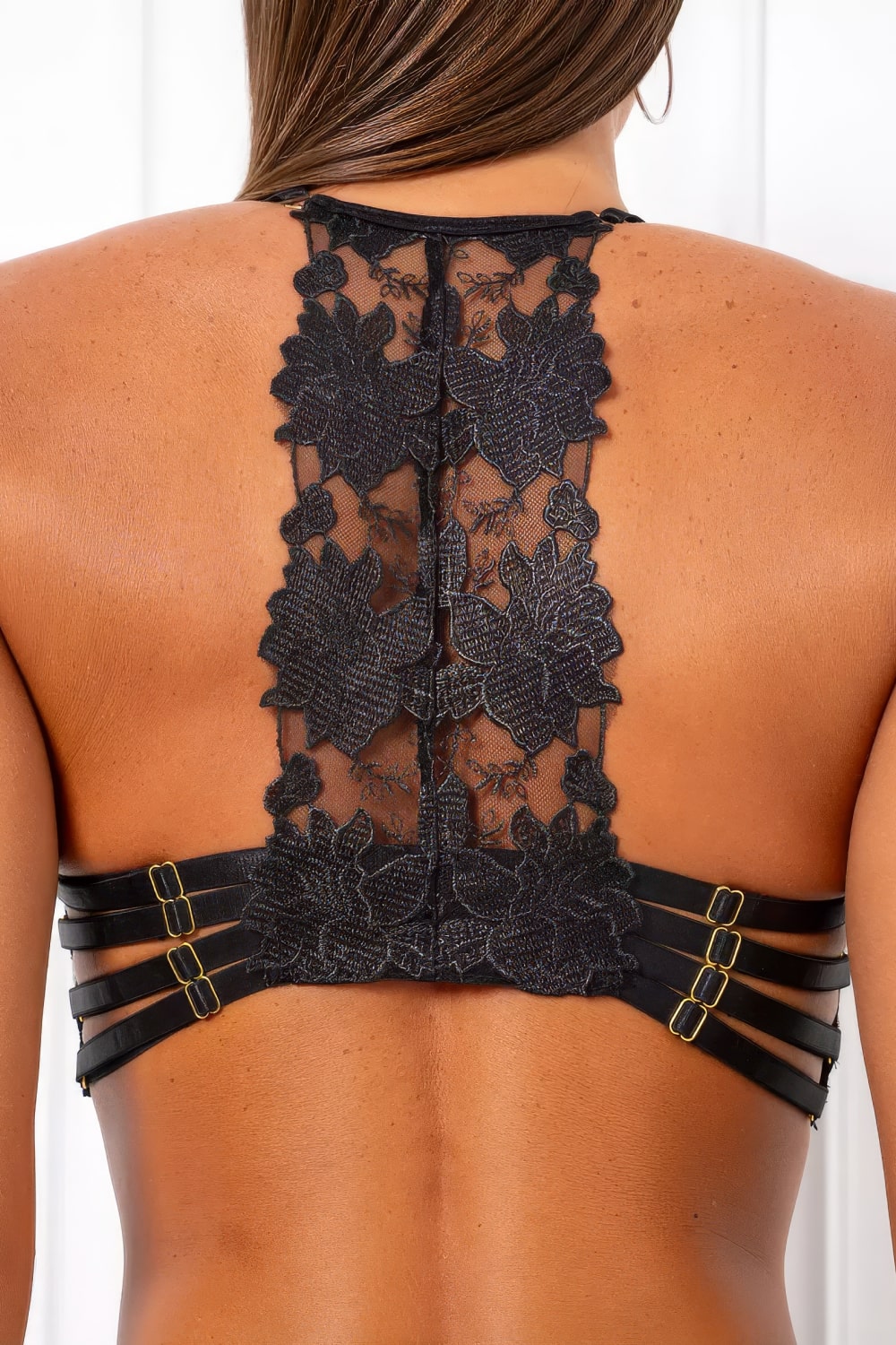 Floral lace garter allure – Lingerie set