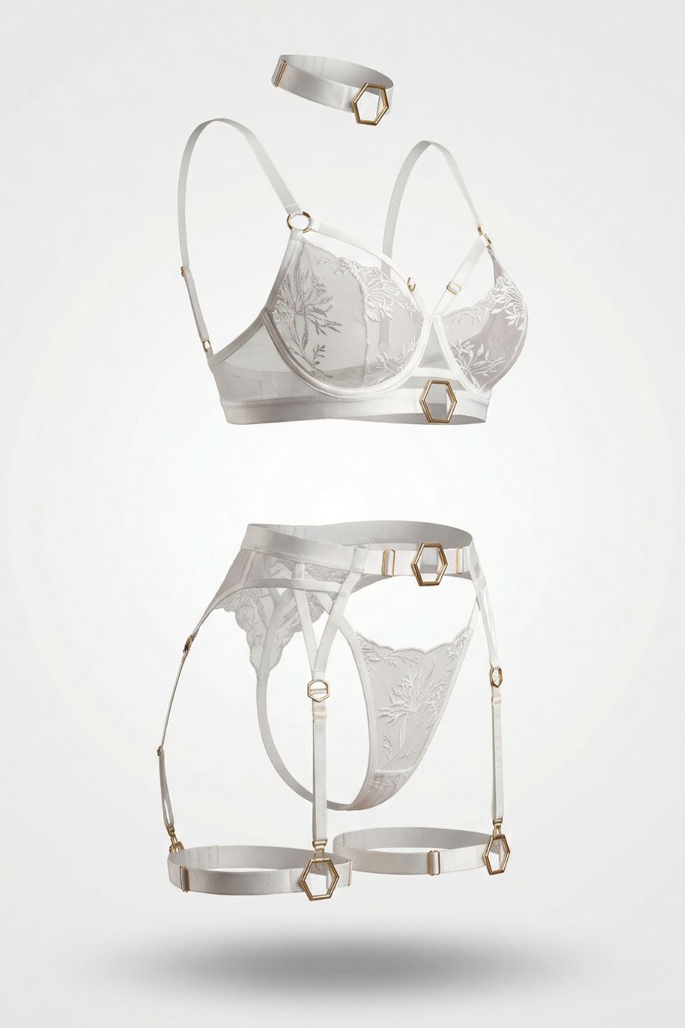 Embroidered ivory elegance – Lingerie set