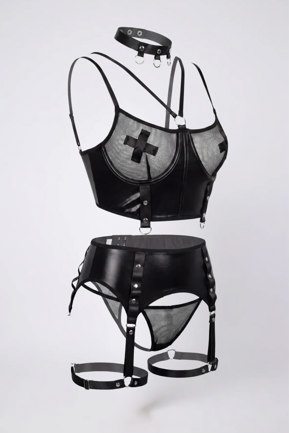 Fishnet grain finish four-piece lingerie set in black