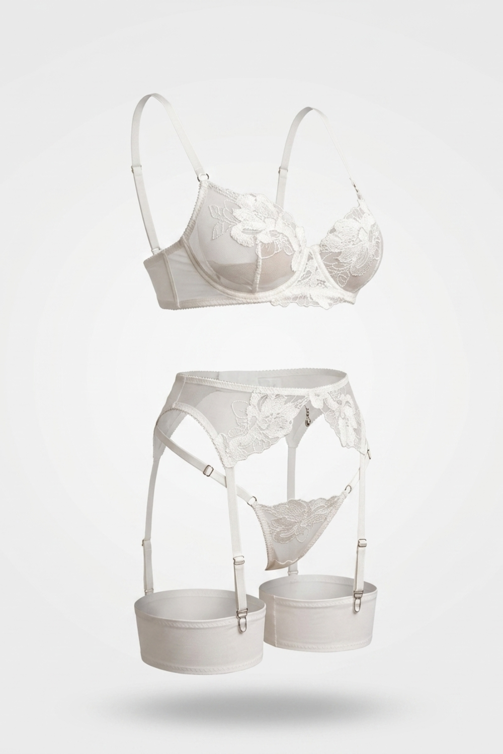 Floral embroidered garter – Four-piece lingerie set