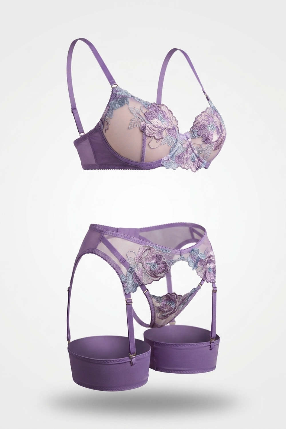 Floral embroidered garter – Four-piece lingerie set