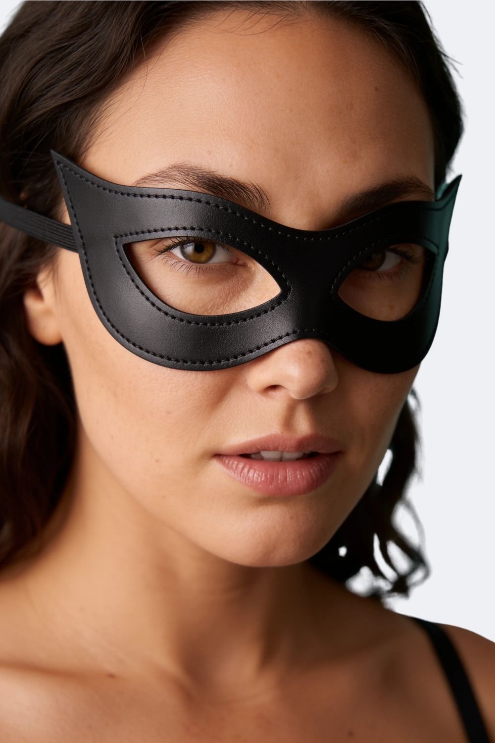 Winged PU eye mask – mask