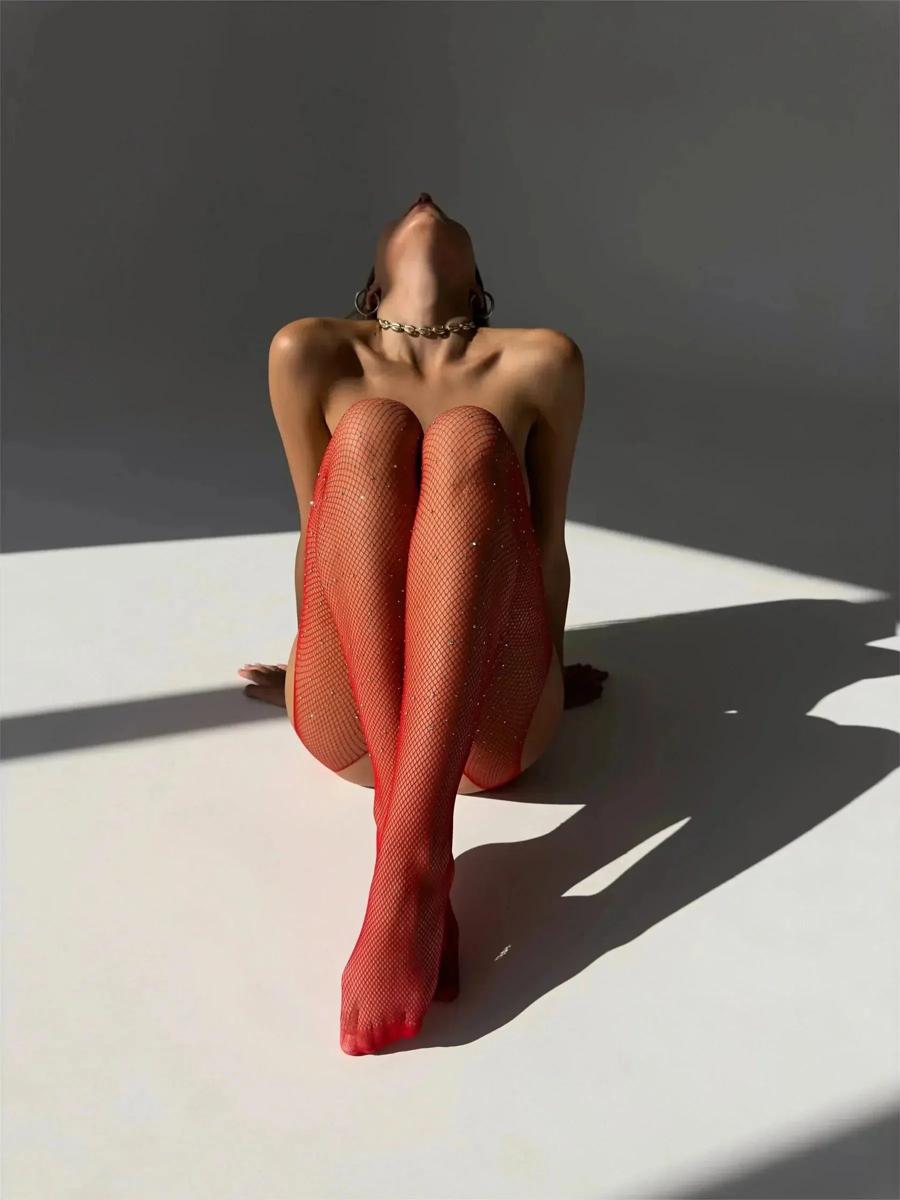 Rhinestone fishnet with open back – Stockings