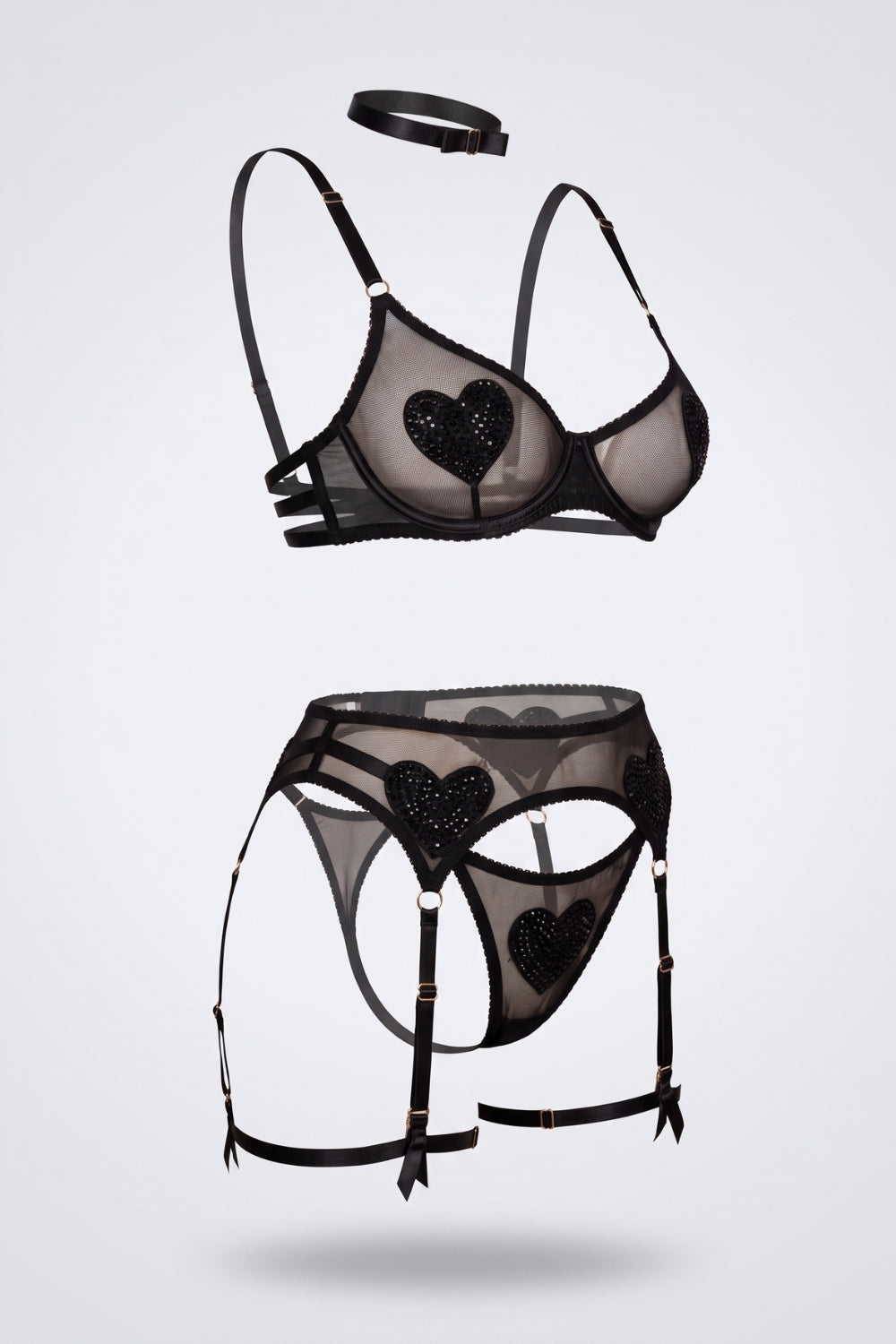Sheer heart detail – Four-piece lingerie set