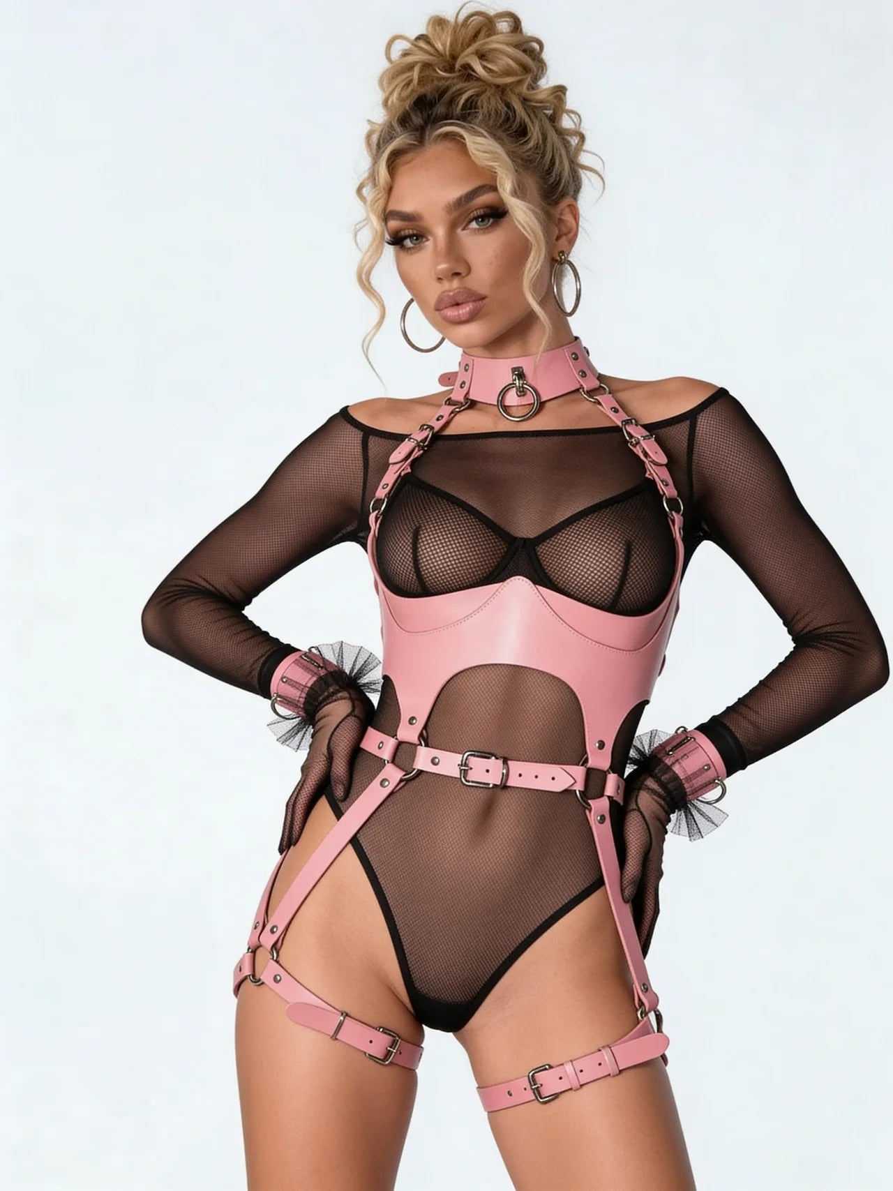 Structured cut-out – Full body harness