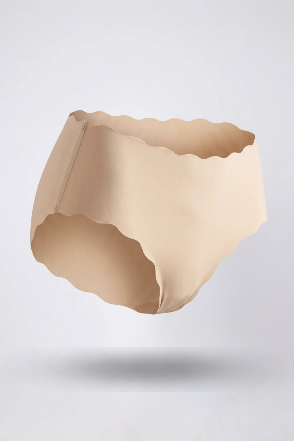 Wavy edge seamless brief in sand