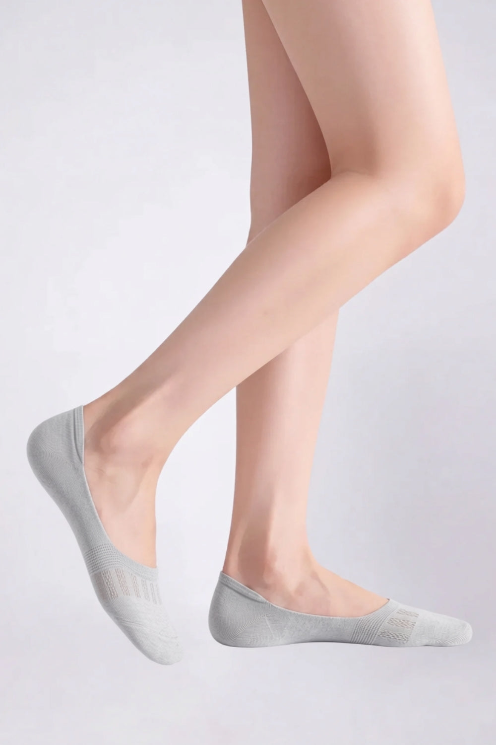 Model wearing lyocell five-toe no-show stockings in grey, alternate view
