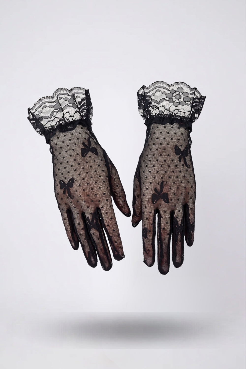Sheer lace ruffle cuff gloves in black#Color_Black