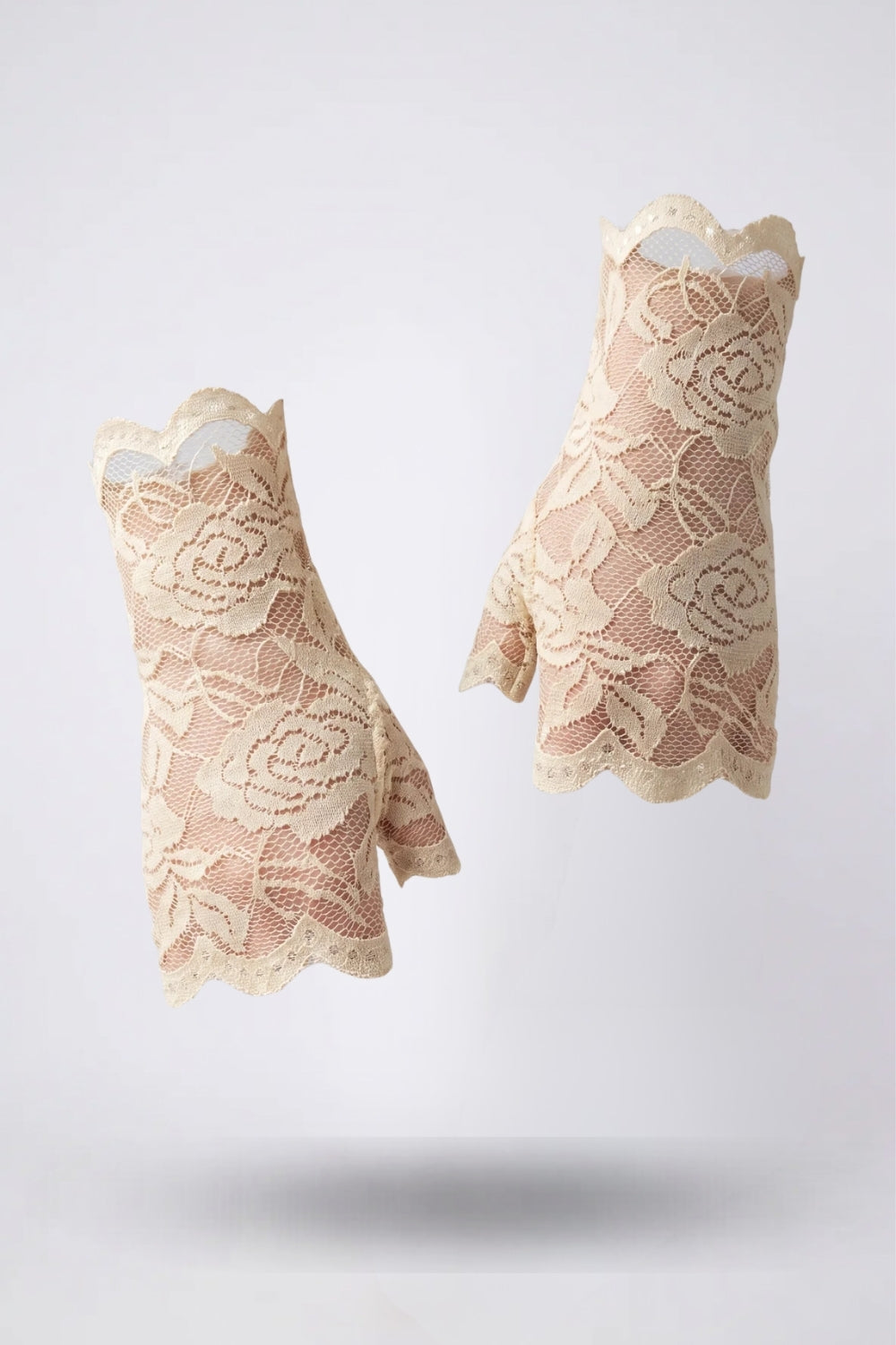 Sheer rose lace fingerless gloves in nude#Color_Nude